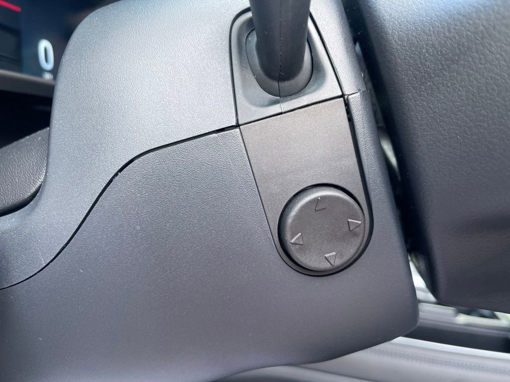 New 2025 Ford F350 Platinum w/ FX4 Off-Road Package image 17