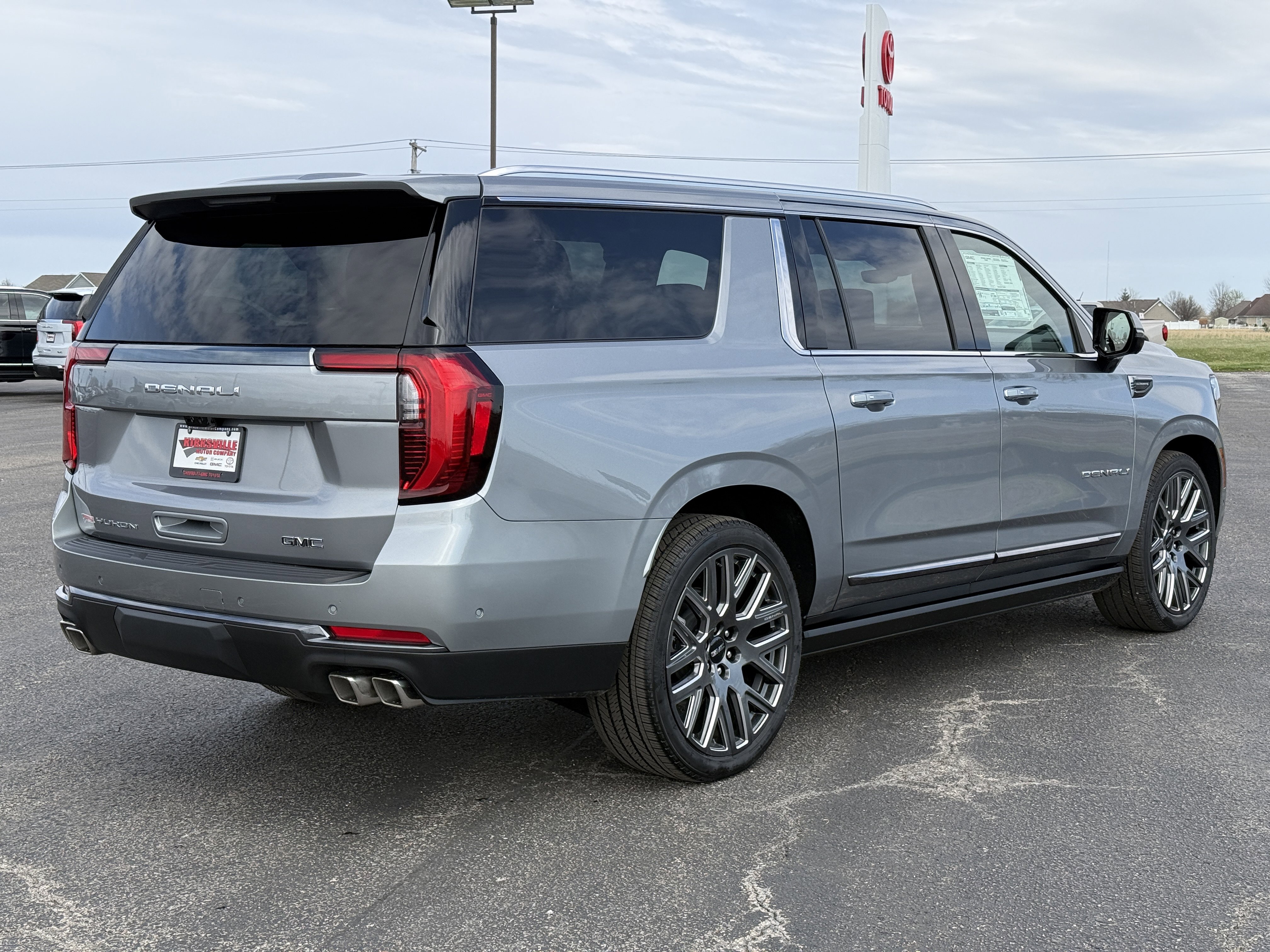 New 2026 GMC Yukon XL Denali Ultimate w/ LPO, Floor Liner Package image 3