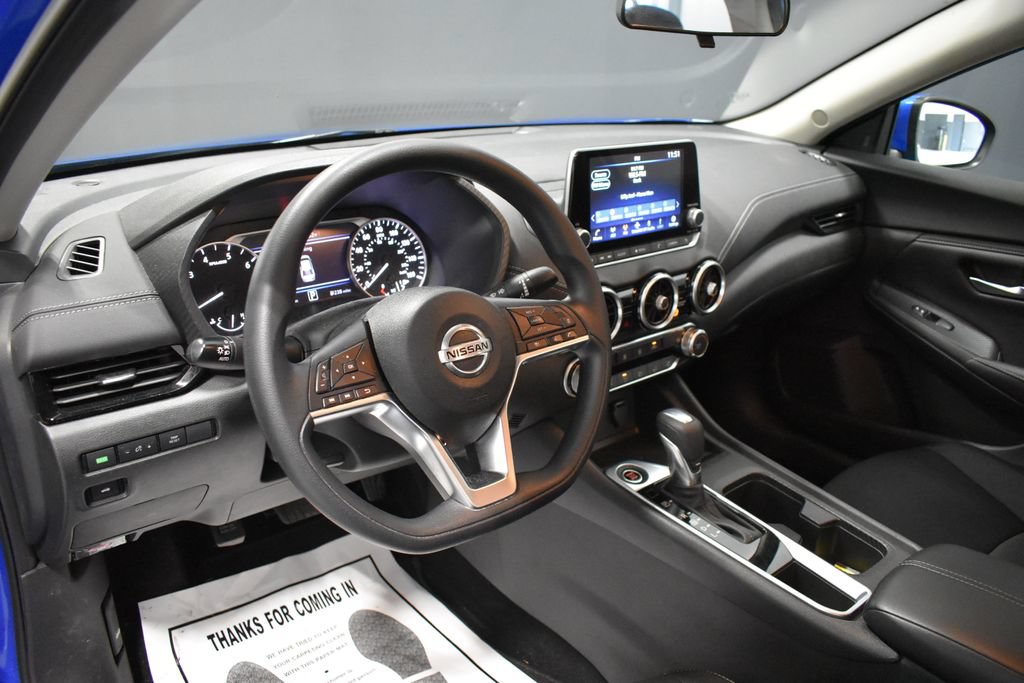 Certified 2023 Nissan Sentra SV FWD image 4