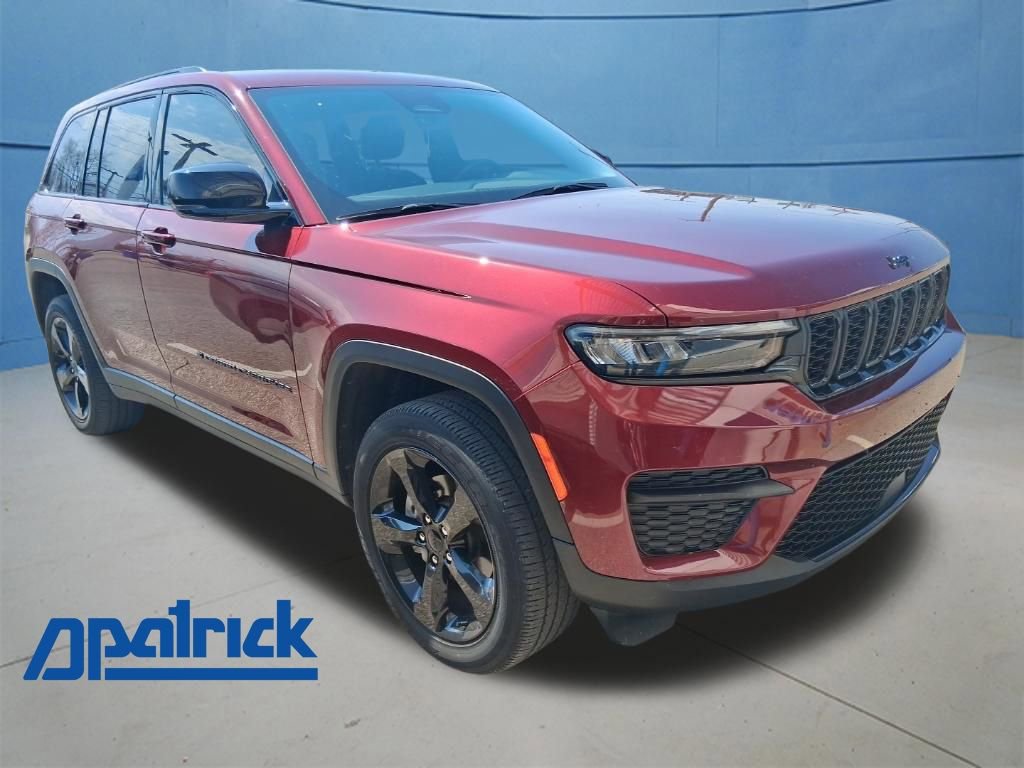 Used 2023 Jeep Grand Cherokee Altitude