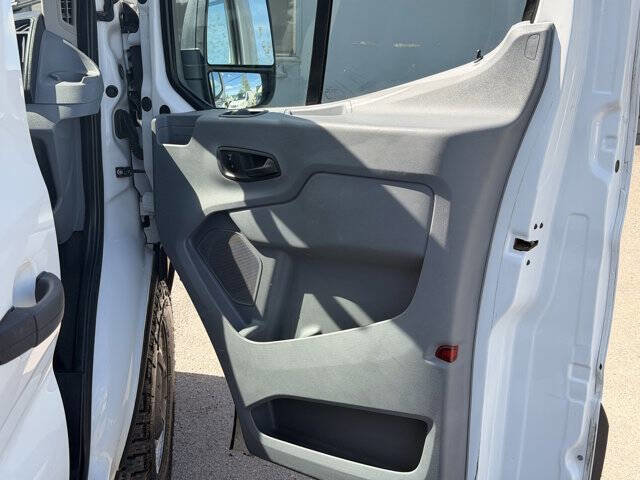 Used 2018 Ford Transit 250 148 Low Roof image 18