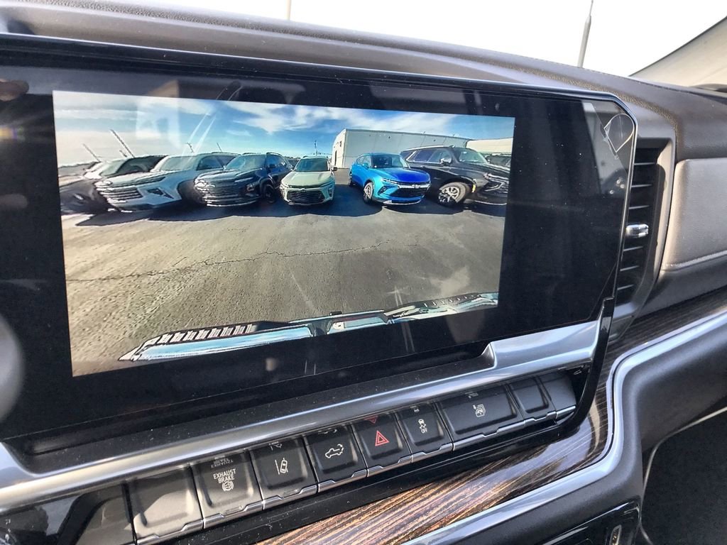 New 2026 GMC Sierra 2500 SLE image 17