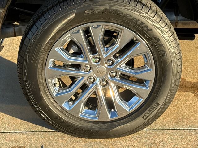 Used 2024 Ford F150 King Ranch w/ FX4 Off-Road Package image 9
