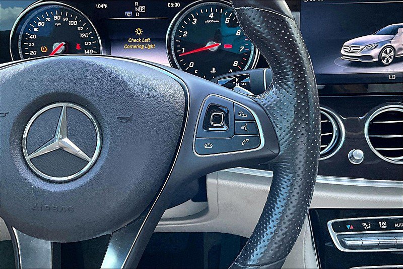 Used 2017 Mercedes-Benz E 300 image 17