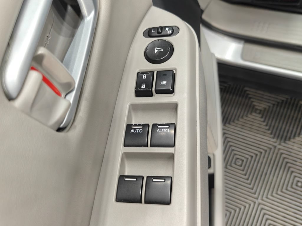 Used 2014 Honda Pilot Touring image 47