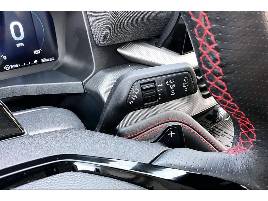 Used 2025 Ford Explorer ST AWD/4WD image 21