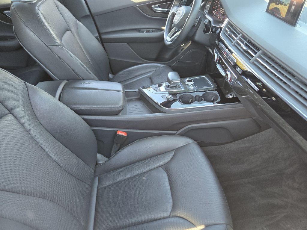 Used 2018 Audi Q7 3.0T Prestige AWD/4WD image 18