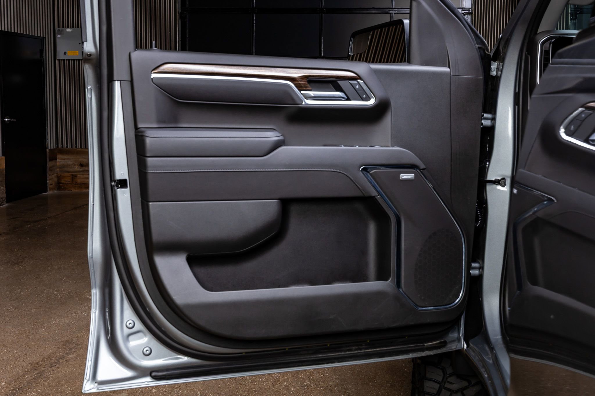 Used 2026 GMC Sierra 1500 Elevation w/ Preferred Package image 36