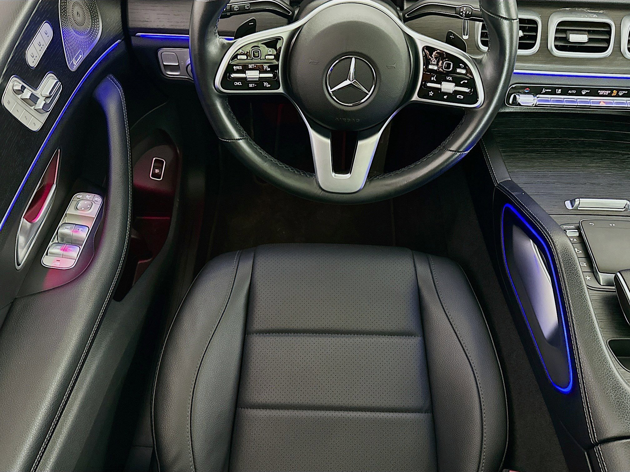 Used 2023 Mercedes-Benz GLE 450 4MATIC w/ AMG Line Exterior image 21