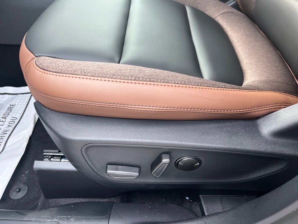 New 2025 Ford Bronco Sport Outer Banks w/ Outer Banks Tech Package+ AWD/4WD image 18