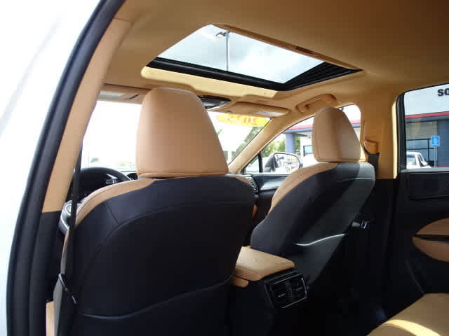 Used 2025 Lexus NX 350h AWD w/ Accessory Package (Z2) image 21