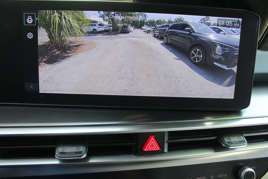 Certified 2025 Kia Sorento EX w/ Panoramic Sunroof Package FWD image 55