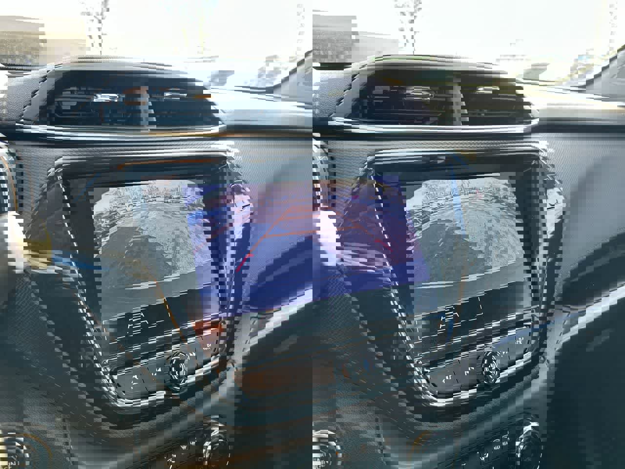 Used 2021 Chevrolet TrailBlazer LT w/ Convenience Package image 31