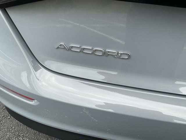 Used 2025 Honda Accord SE image 6