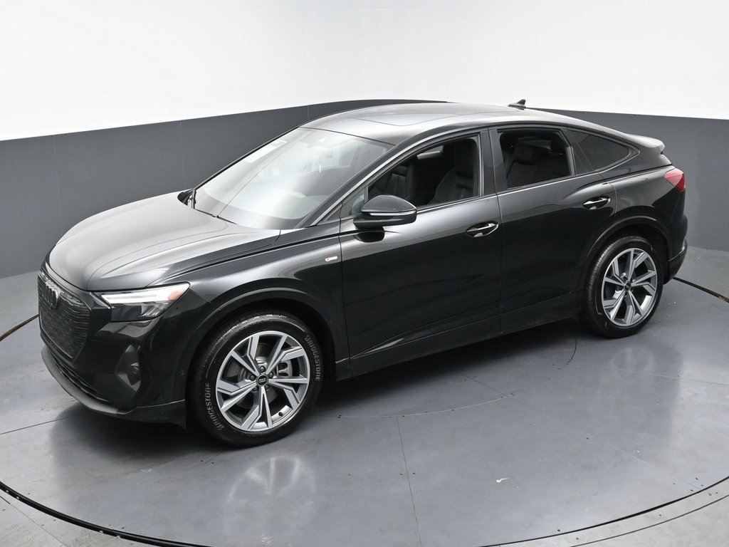 Used 2024 Audi Q4 e-tron Premium Plus w/ Premium Plus image 39