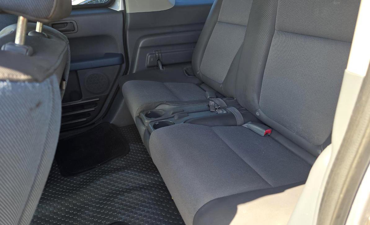 Used 2003 Honda Element EX image 11