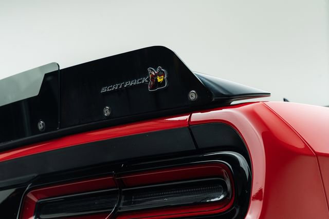 Used 2016 Dodge Challenger R/T Scat Pack image 15