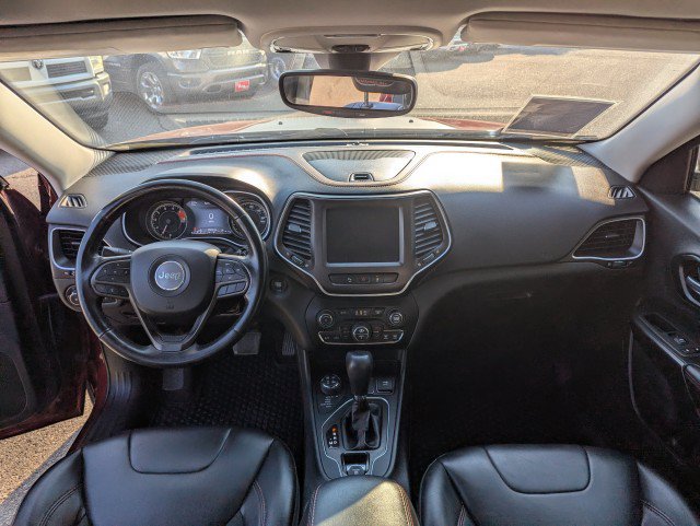 Used 2021 Jeep Cherokee Trailhawk w/ Sun, Sound & Nav Group AWD/4WD image 22