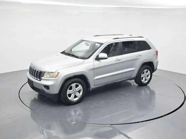 Used 2011 Jeep Grand Cherokee Laredo RWD image 42
