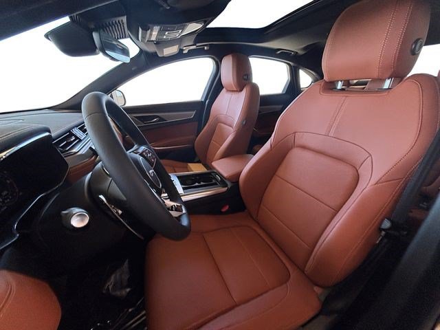 New 2024 Jaguar XF R-Dynamic SE AWD/4WD image 10