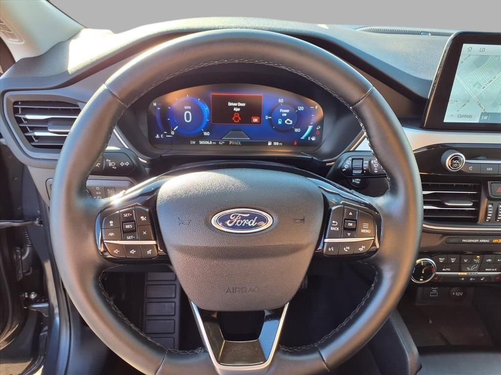 Used 2022 Ford Escape SEL w/ Technology Package image 13