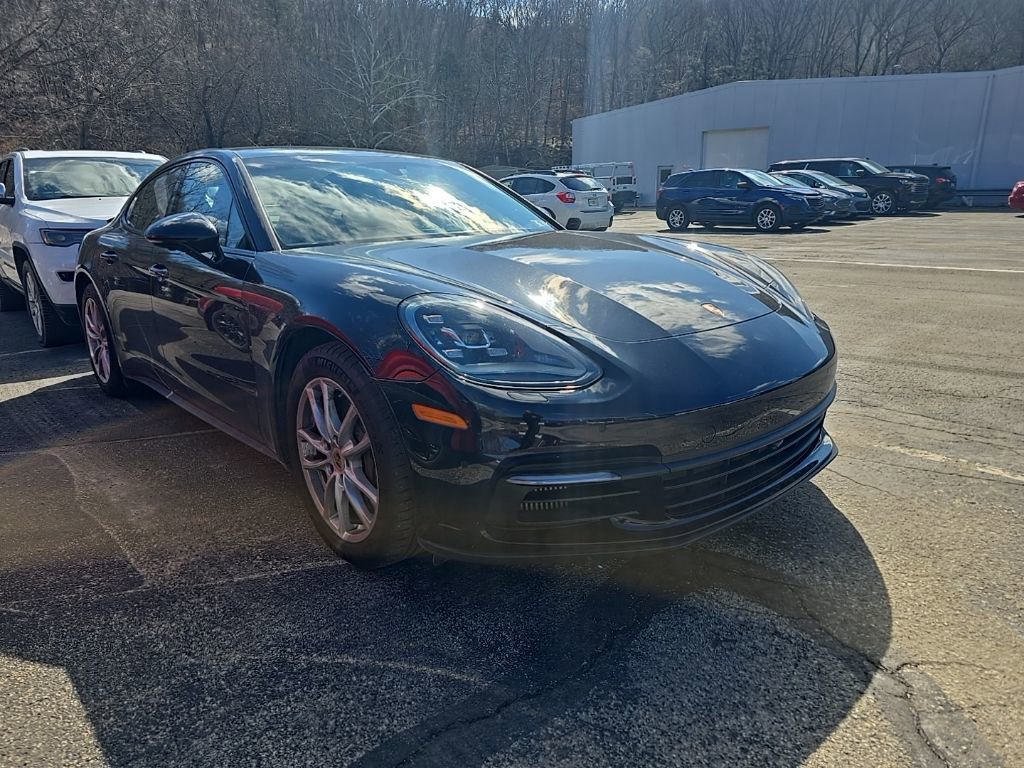 Used 2018 Porsche Panamera 4S image 3