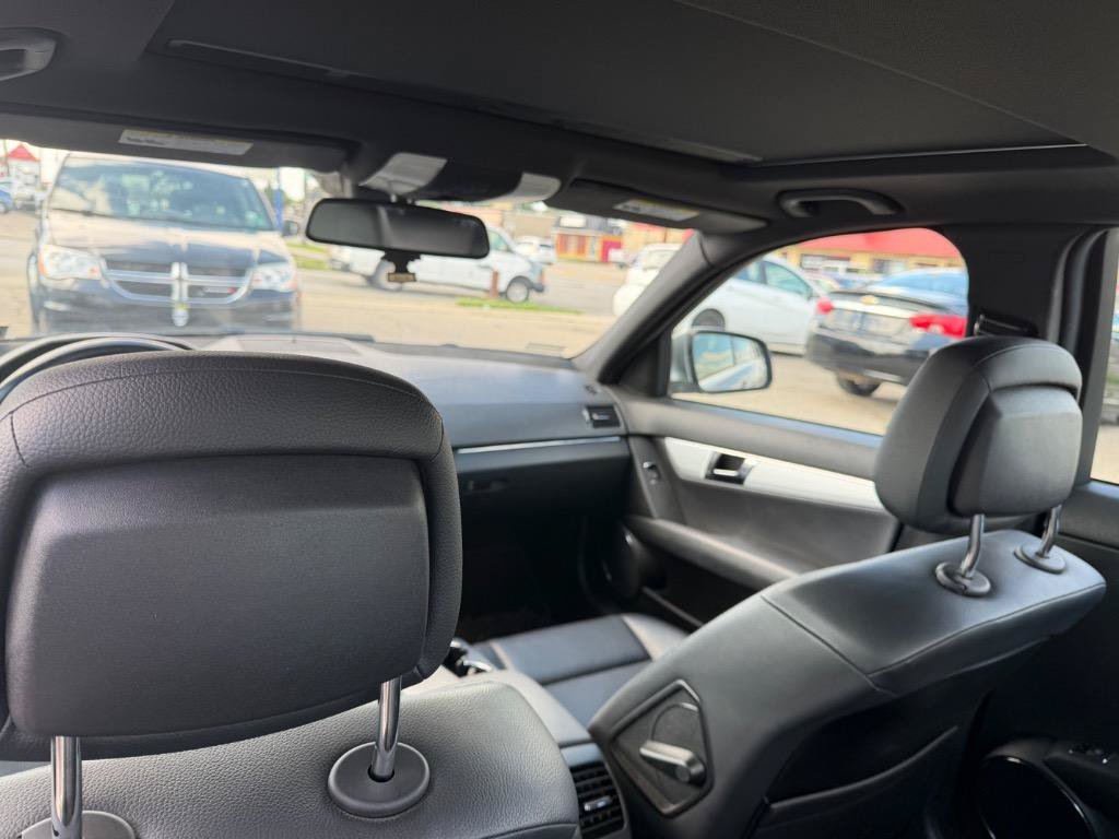 Used 2008 Mercedes-Benz C 300 4MATIC Sedan image 23