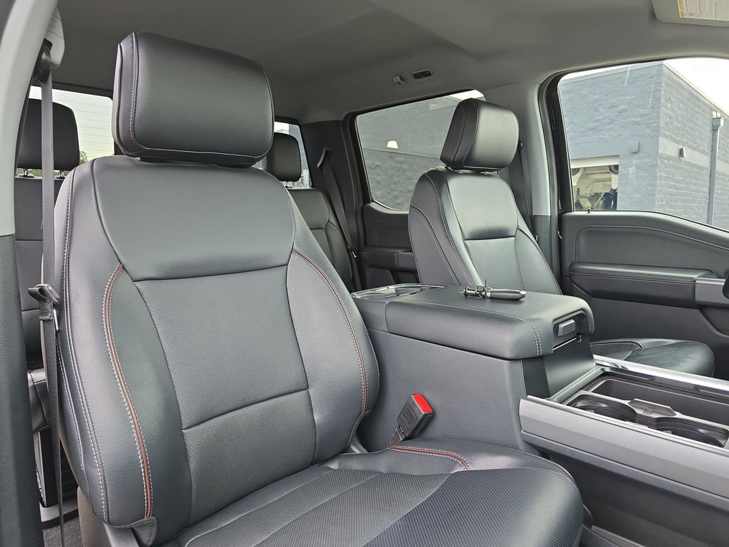 Used 2023 Ford F250 Lariat w/ Tow Technology Package image 13