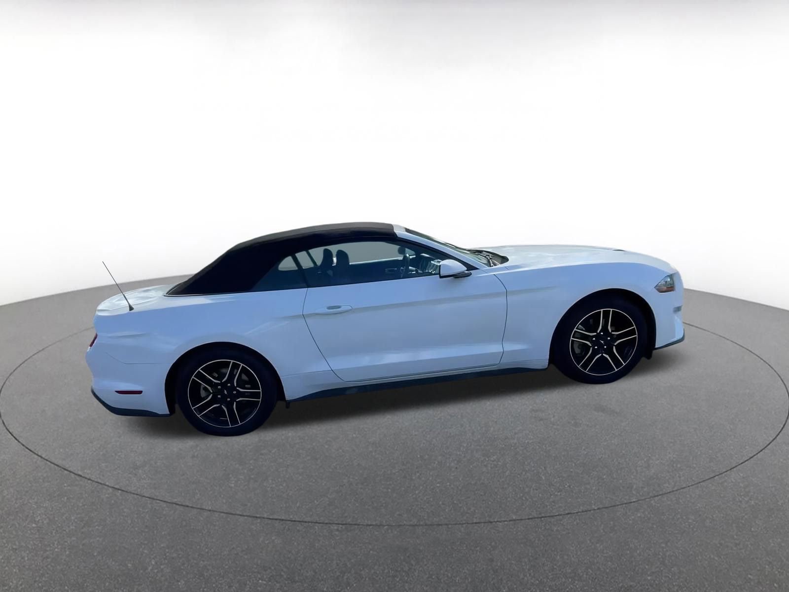 Used 2023 Ford Mustang Premium image 16