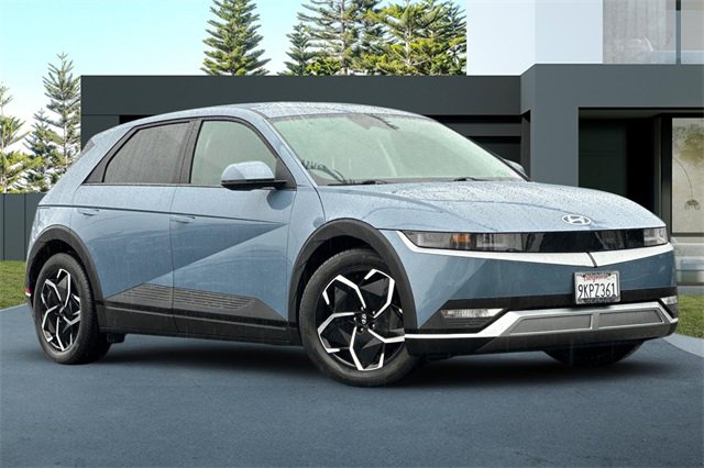 Used 2024 Hyundai Ioniq 5 SE image 2