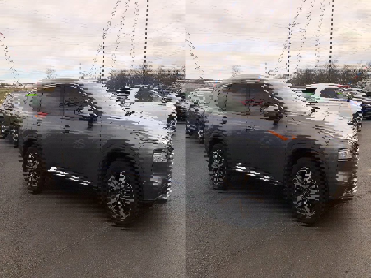 Used 2023 Nissan Rogue SL w/ SL Premium Package image 6