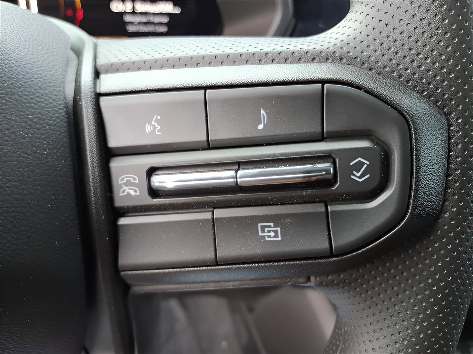 New 2026 Chevrolet Colorado W/T w/ WT Custom Package image 17