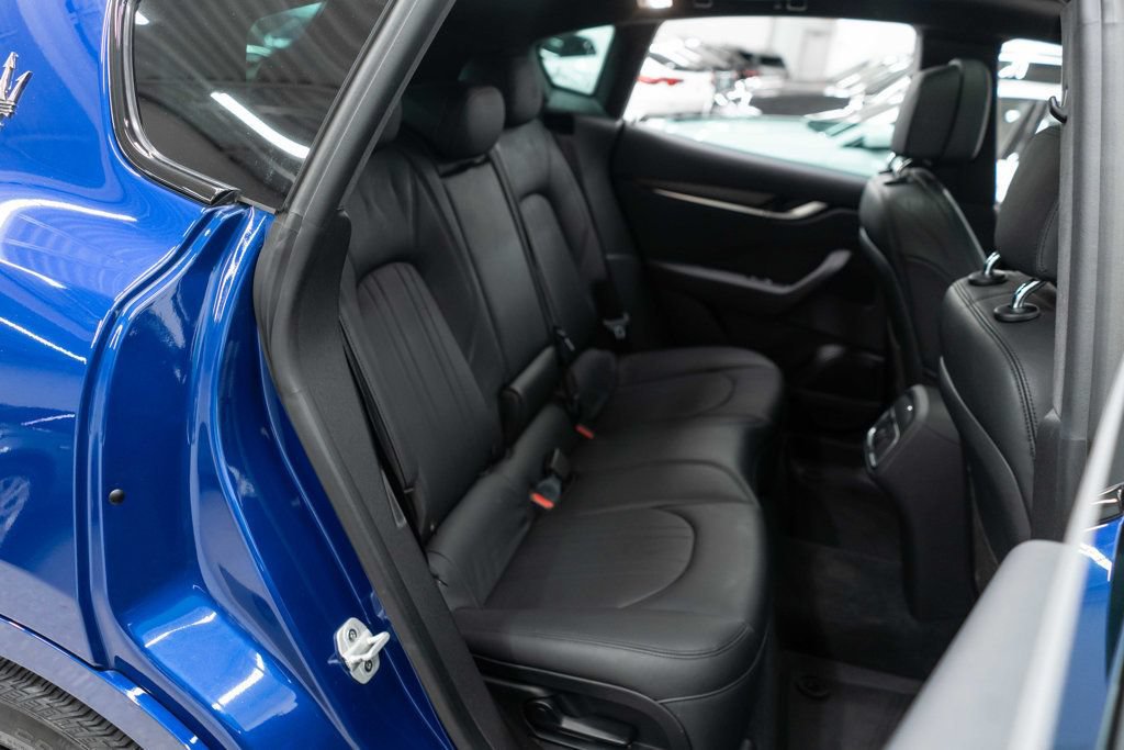 Used 2022 Maserati Levante GT AWD/4WD image 13