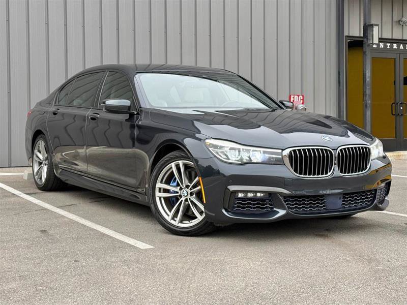 Used 2016 BMW 740i RWD image 4