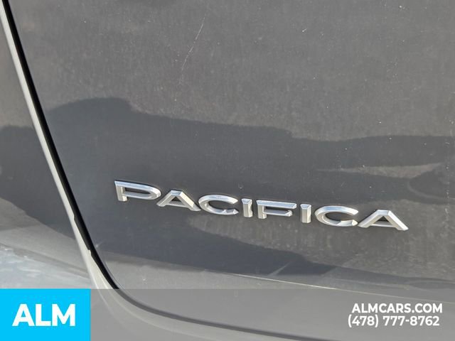 Used 2023 Chrysler Pacifica Pinnacle image 11