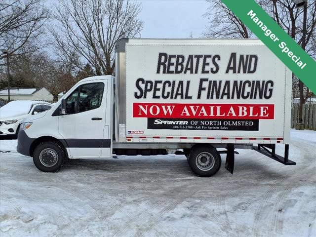 Used 2023 Mercedes-Benz Sprinter 3500 image 4