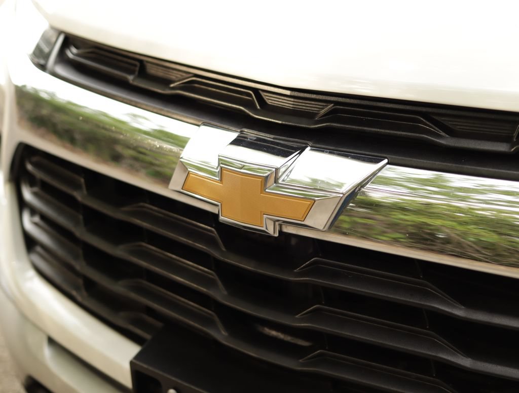 Used 2025 Chevrolet TrailBlazer LT FWD image 29