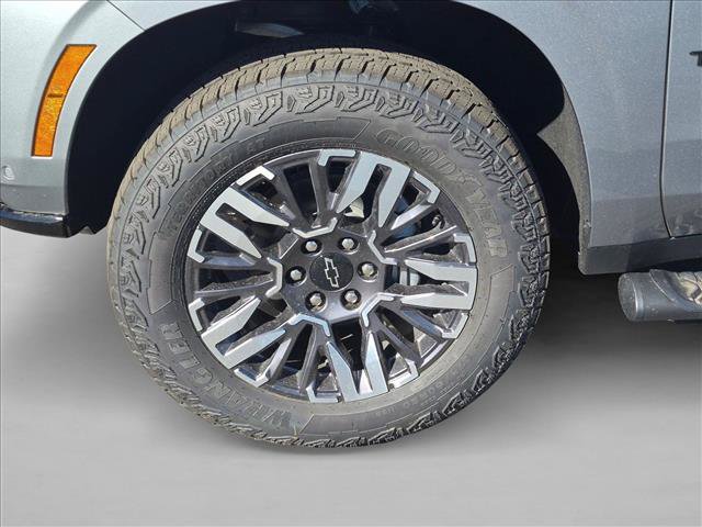 New 2026 Chevrolet Tahoe Z71 w/ Comfort Package AWD/4WD image 10