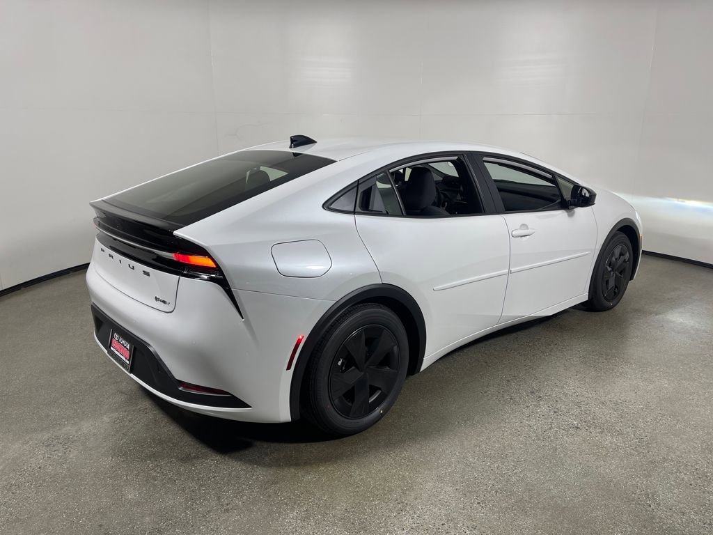 New 2026 Toyota Prius Plug-In Hybrid image 3