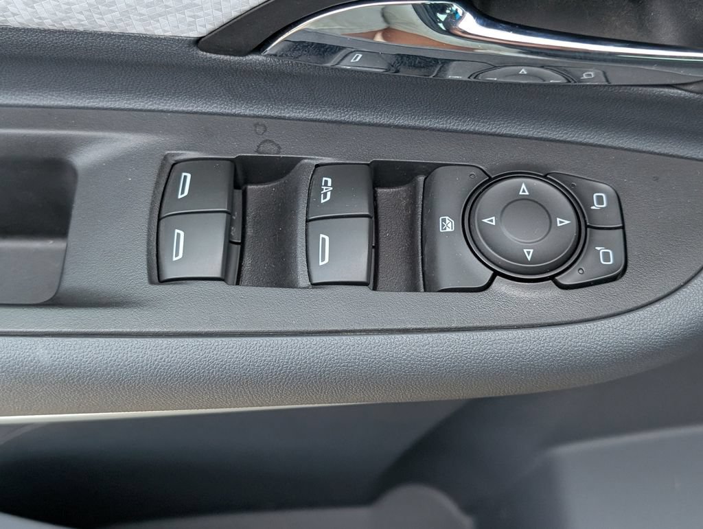 Certified 2020 Chevrolet Bolt Premier w/ Infotainment Package FWD image 16