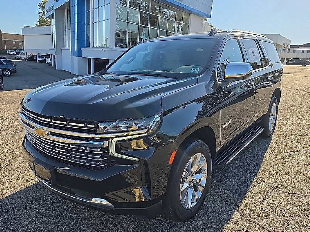 Used 2023 Chevrolet Tahoe Premier AWD/4WD image 16