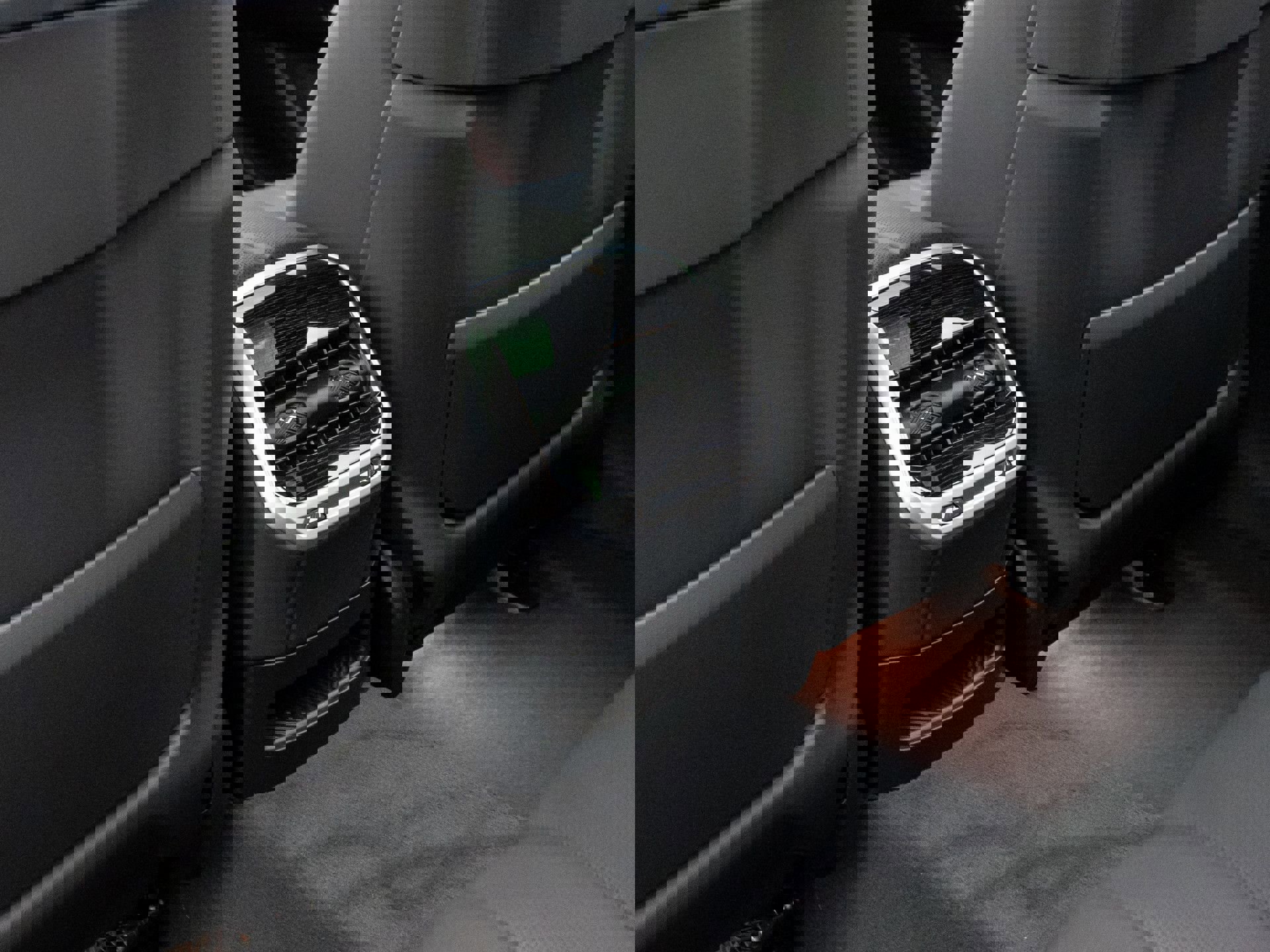 New 2026 BMW i7 xDrive60 w/ Executive Package image 17