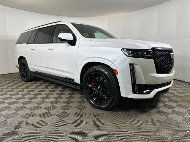 Used 2024 Cadillac Escalade ESV Sport w/ LPO, ONYX Package image 2