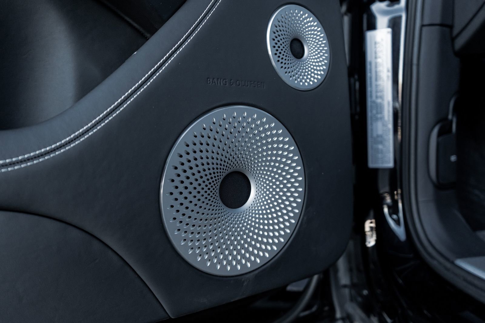 Used 2024 Bentley Bentayga Extended Wheelbase image 30