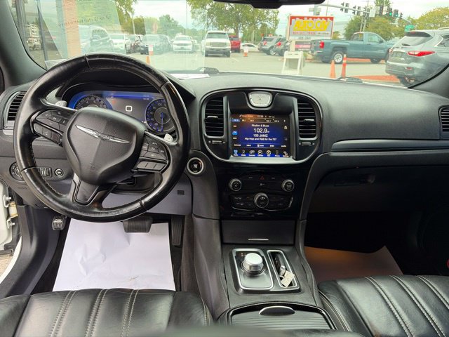 Used 2015 Chrysler 300 S RWD image 15