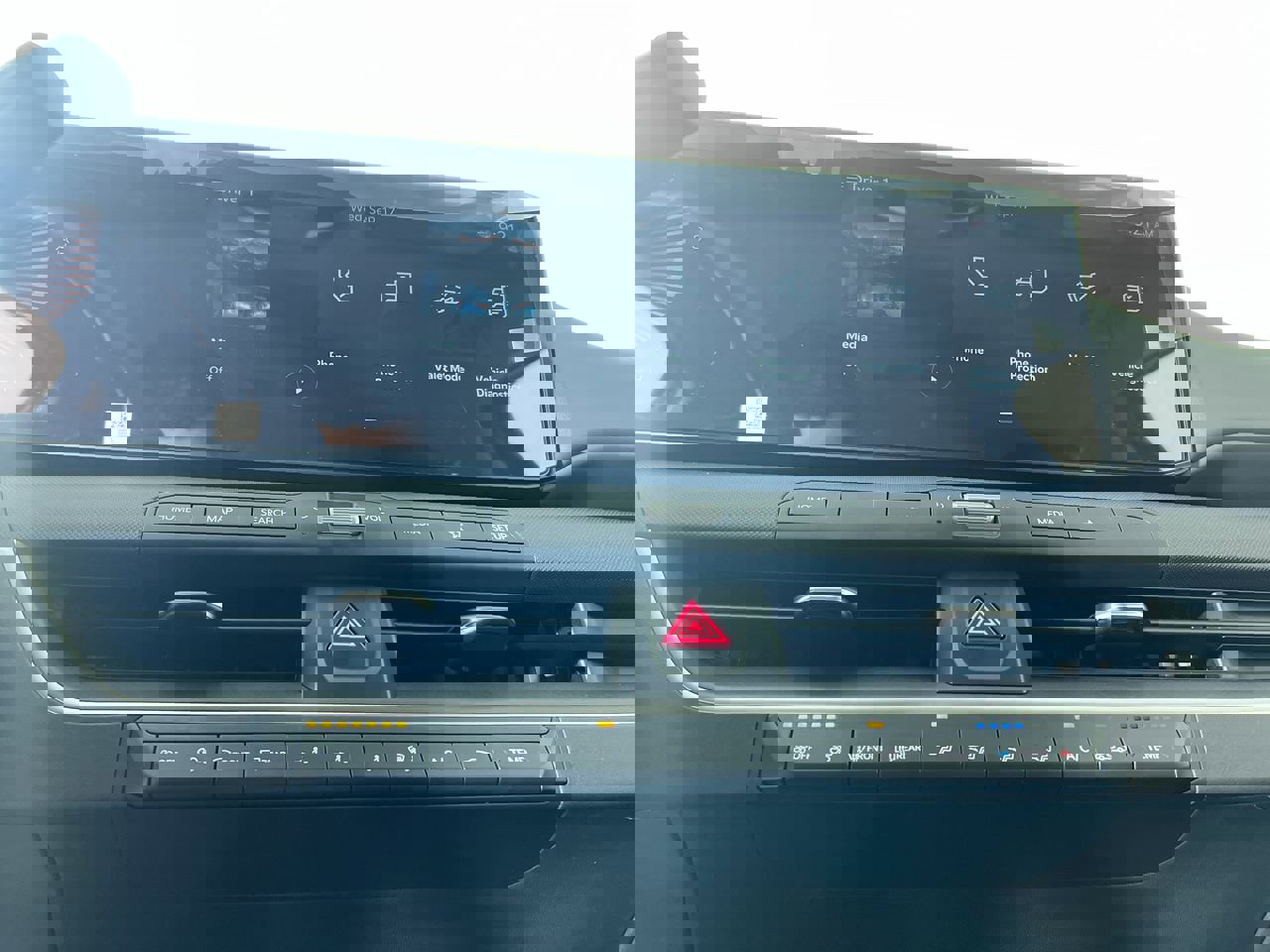 New 2025 Kia K4 LXS image 27