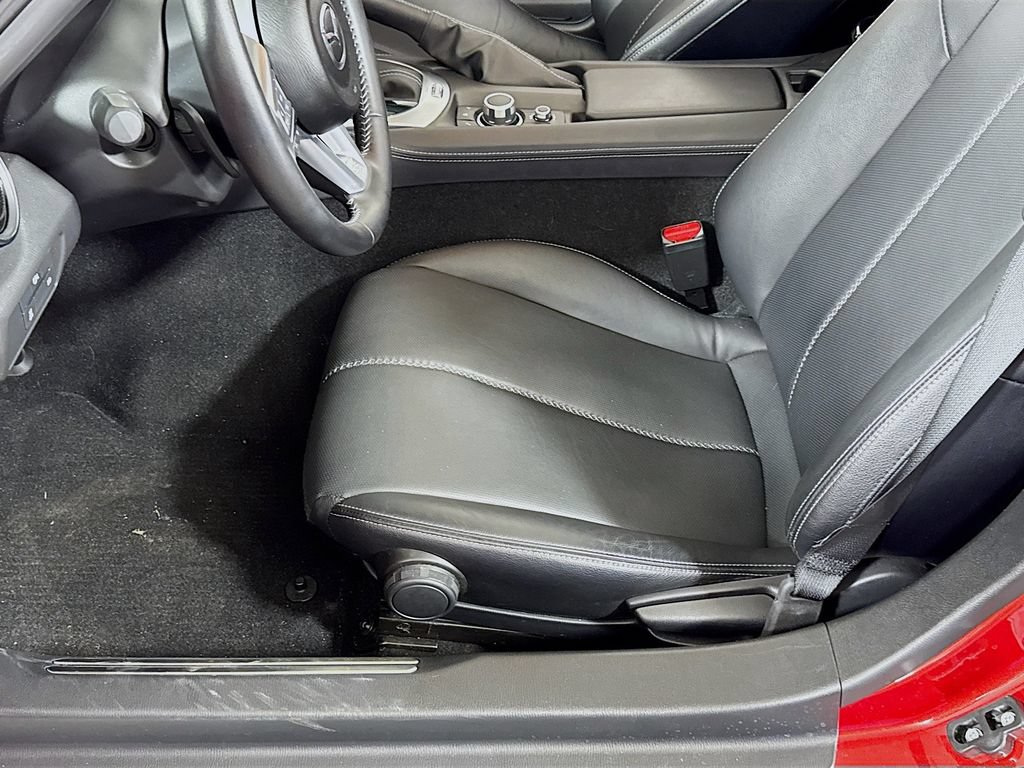 Used 2025 MAZDA MX-5 Miata RF Grand Touring RWD image 20
