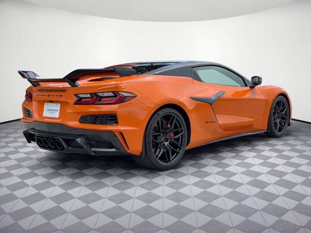 Certified 2023 Chevrolet Corvette Z06 w/ Z07 Performance Package RWD image 9