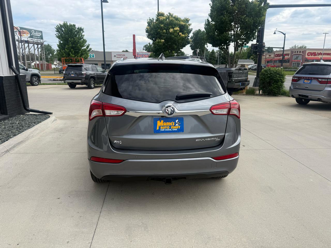 Used 2020 Buick Envision Essence w/ LPO, Active Package AWD/4WD image 5