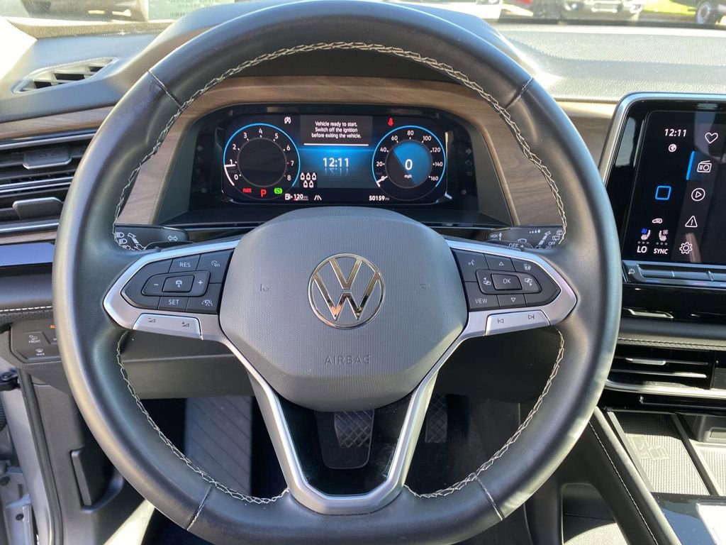 Used 2024 Volkswagen Atlas SE image 23